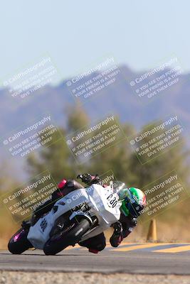 media/Oct-20-2024-CVMA (Sun) [[d4a3dff211]]/Race 9-Formulw LW Twins SHOOTOUT/